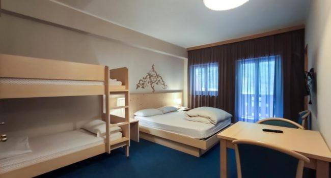 Hotel Principe Marmolada マルガ・チアペラ エクステリア 写真